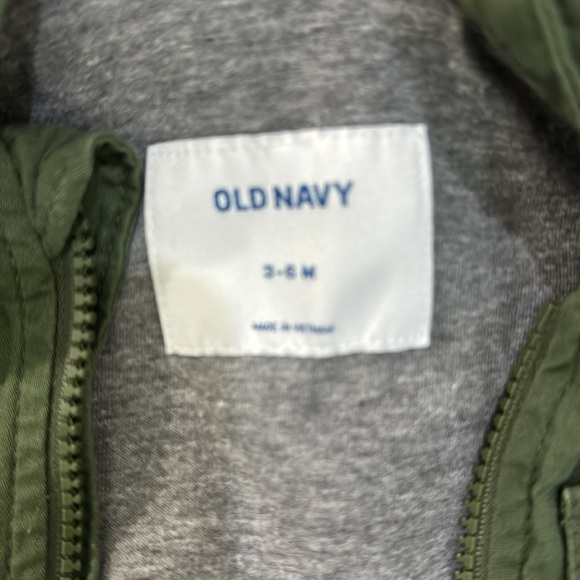 BABY CLOTHES - Picture 2 of 2